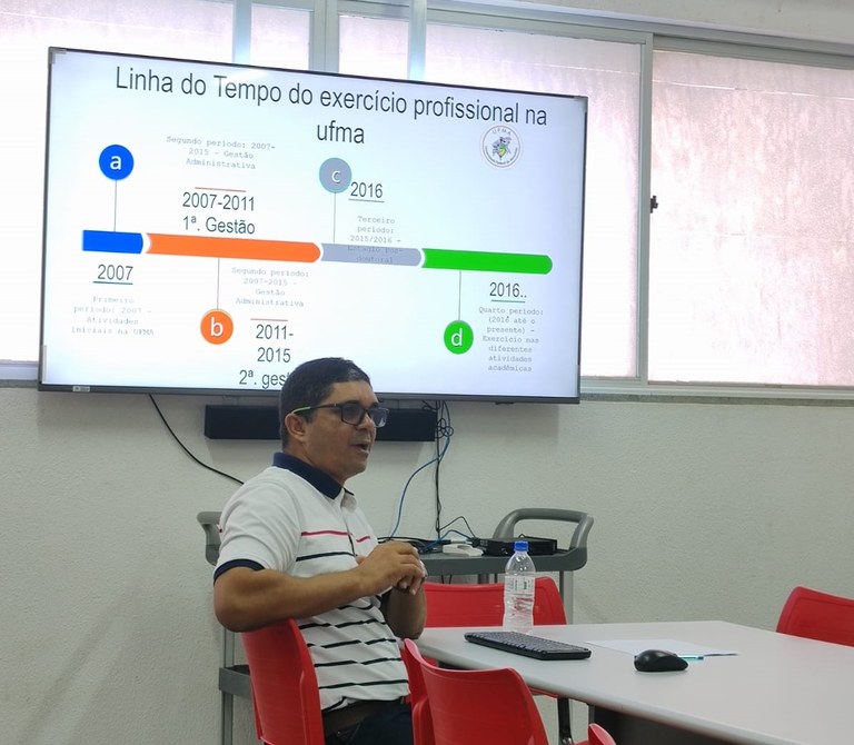 Professor Jocélio dos Santos Araújo torna-se o primeiro Professor Titular do câmpus de Chapadinha