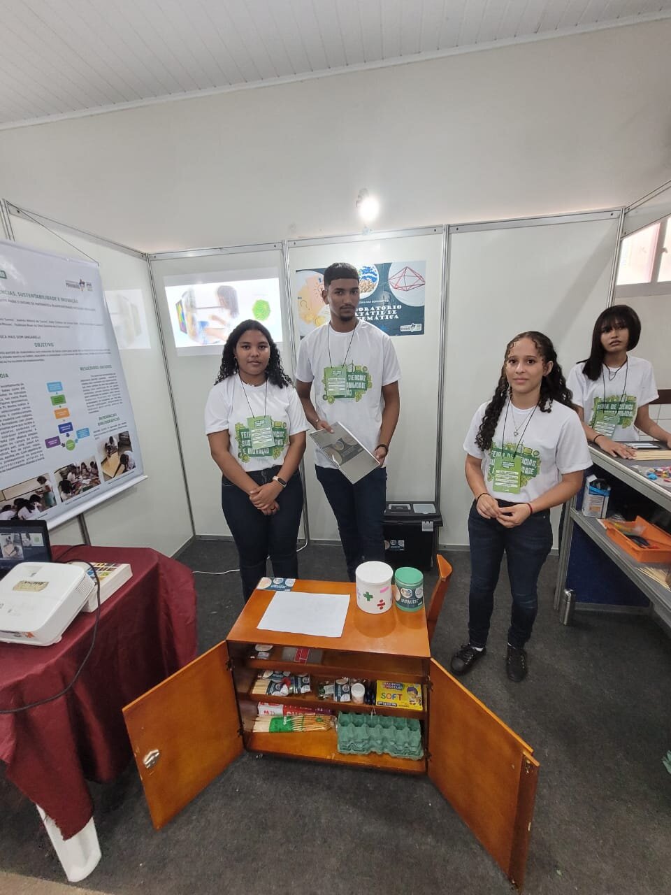 Docentes do câmpus de Pinheiro participam da Feira de Ciências, Sustentabilidade e Inovação como avaliadores.jpg