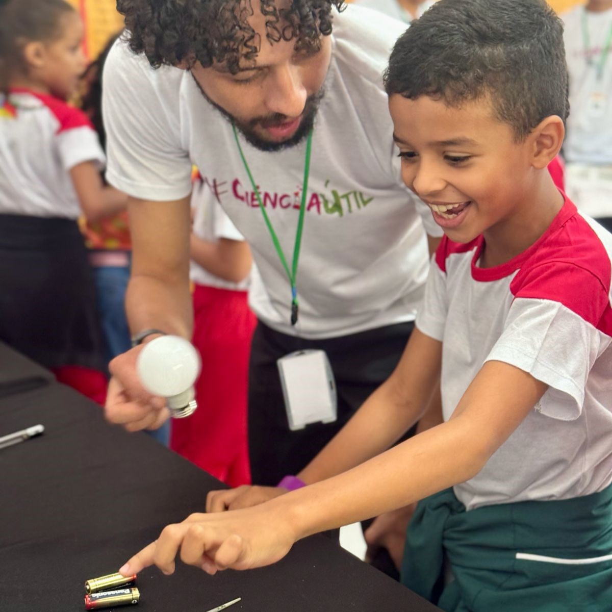 Projetos da UFMA promovem ações de popularização científica no interior do estado durante a SNCT 2025