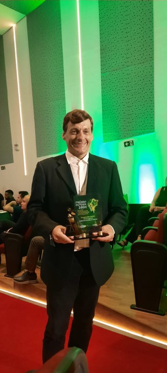 Referência na área da Zootecnia, professor Zanini da UFMA de Chapadinha recebe título de pesquisador Sênior pela Fapema