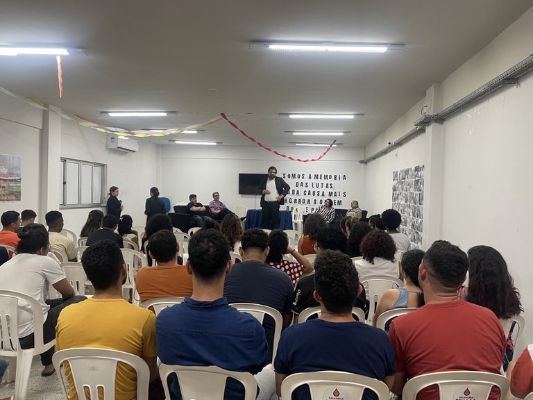 Roda de Conversa: UFMA, estudantes da Residência Estudantil e TJMA dialogam sobre diversidade