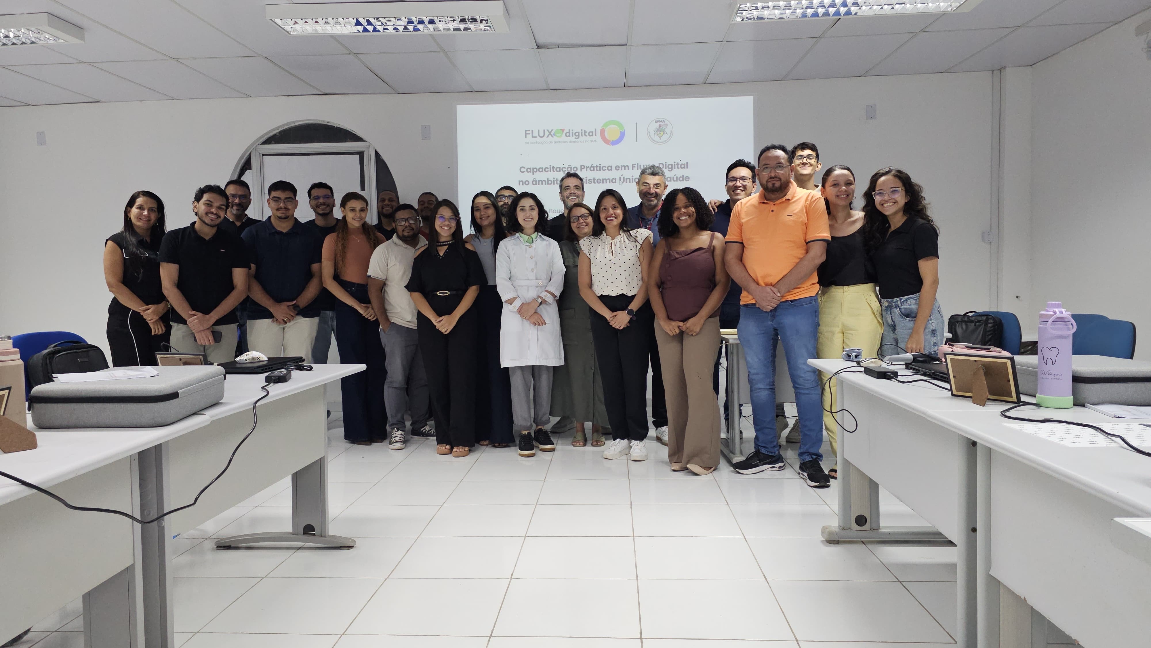 UFMA capacita cirurgiões-dentistas do SUS para implementação do fluxo digital na confecção de próteses dentárias