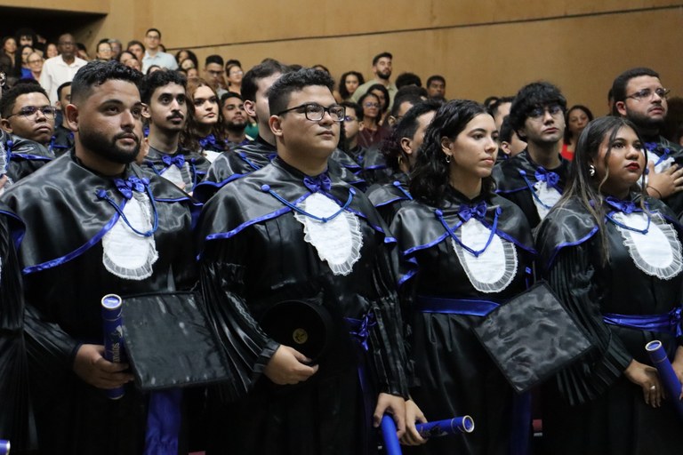 UFMA concede grau a formandos do curso Bacharelado Interdisciplinar em Ciência e Tecnologia
