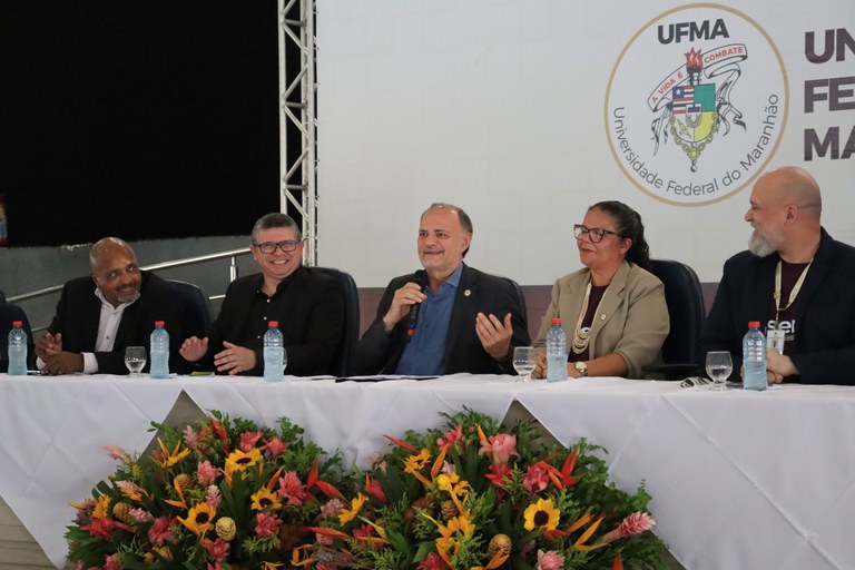 UFMA dá início à 37ª edição do Seminário de Iniciação Científica (SEMIC) e a 17ª Edição do Seminário de Iniciação ao Desenvolvimento Tecnológico e Inovação (SEMITI)