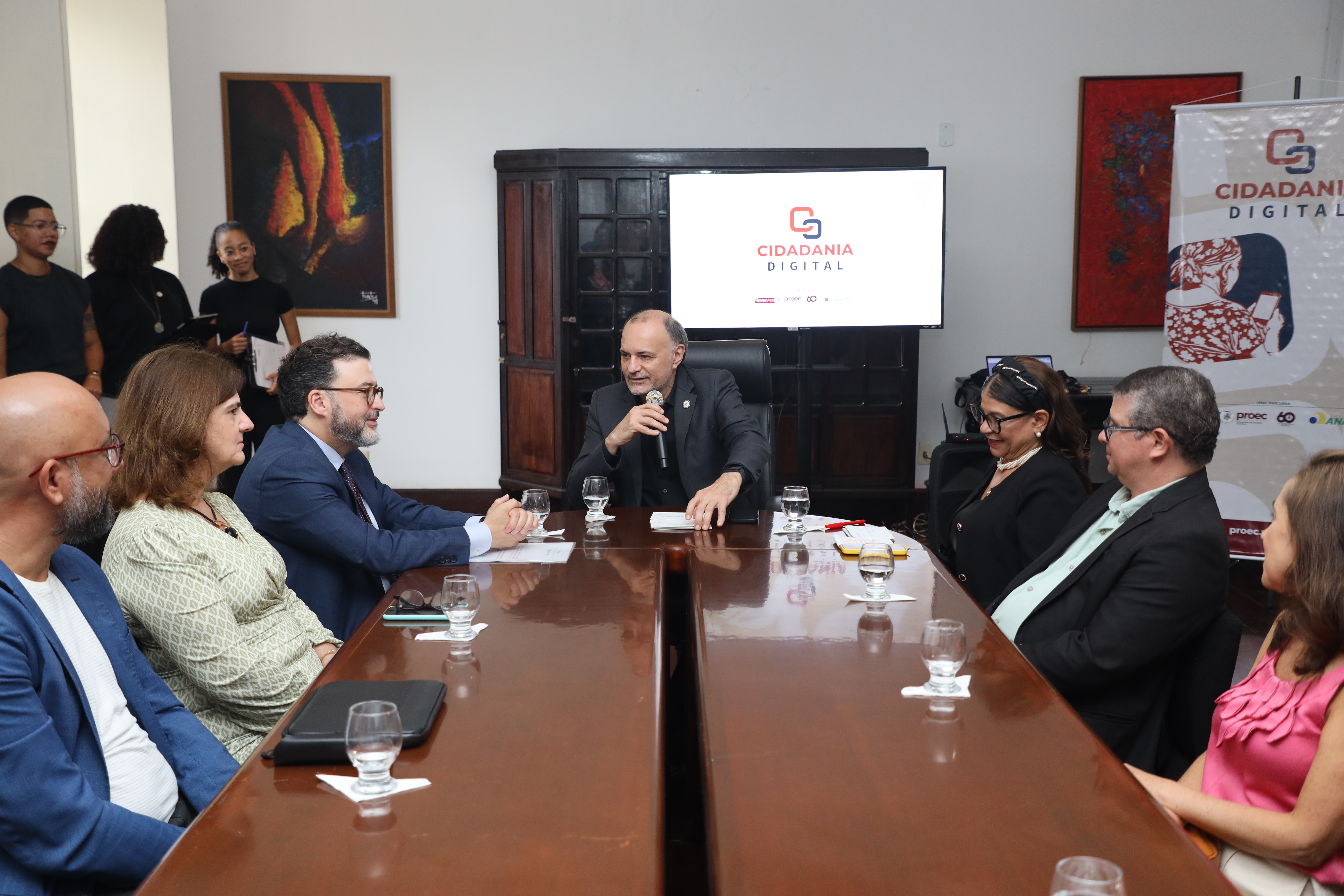 UFMA e ANATEL lançam projeto de letramento digital para comunidades quilombolas e pesqueiras do Maranhão