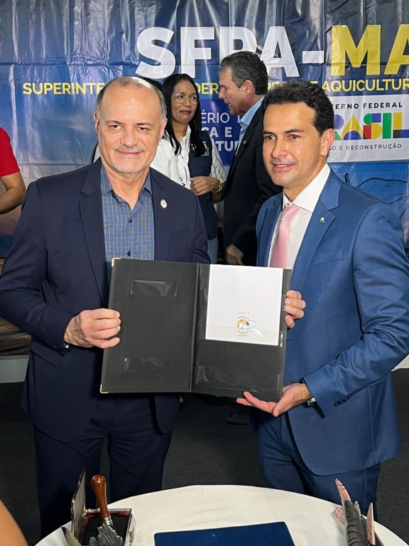UFMA é homenageada com Selo do Pescado durante cerimônia na Expoema 2025