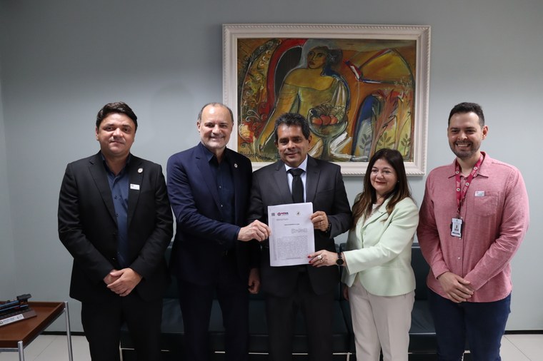 O treinamento visa capacitar membros e servidores do MP a usarem ferramentas de Inteligência Artificial, promovendo mais eficiência e otimização nos processos internos da instituição