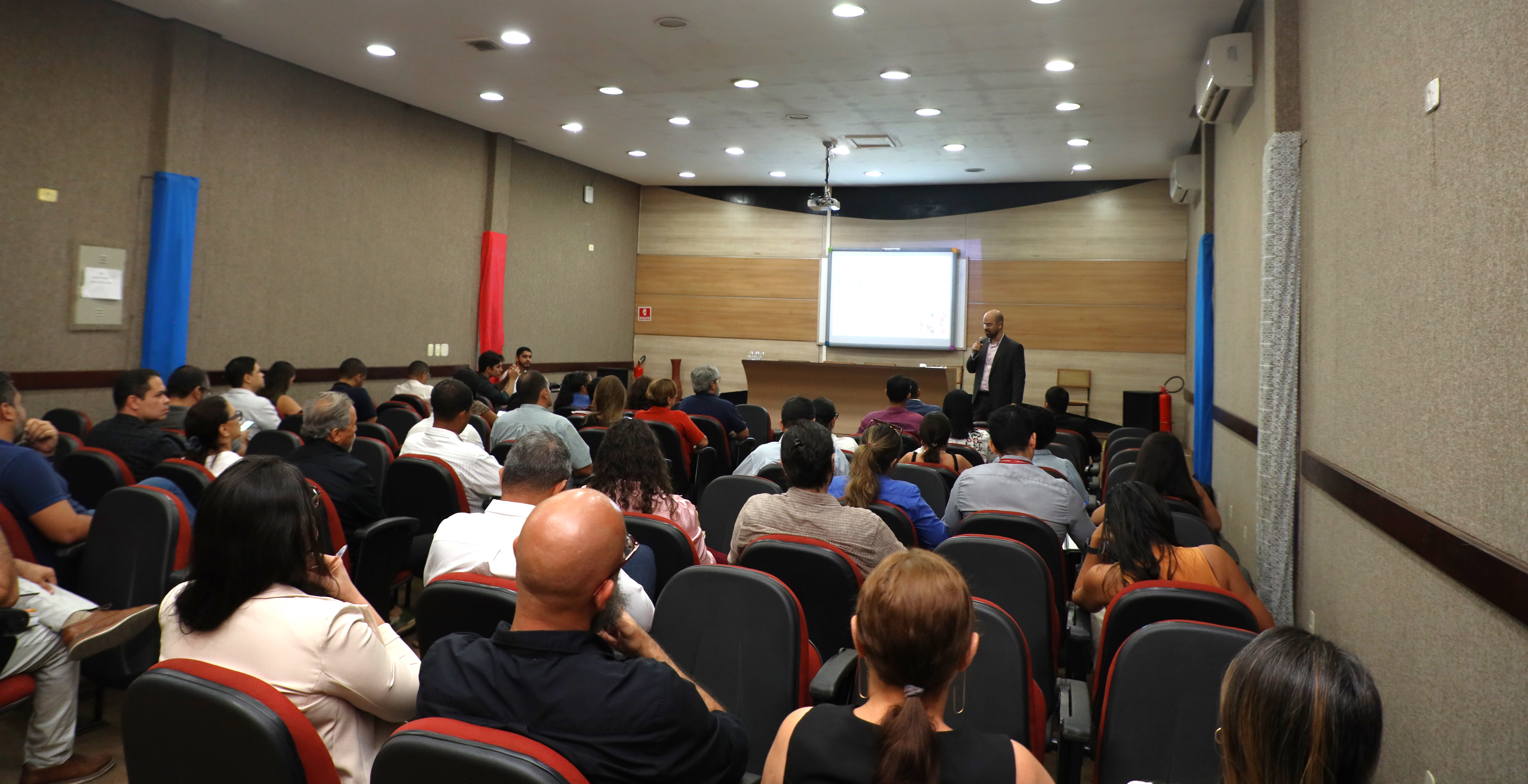 UFMA e TCU promovem encontro sobre fortalecimento da participação cidadã na gestão pública