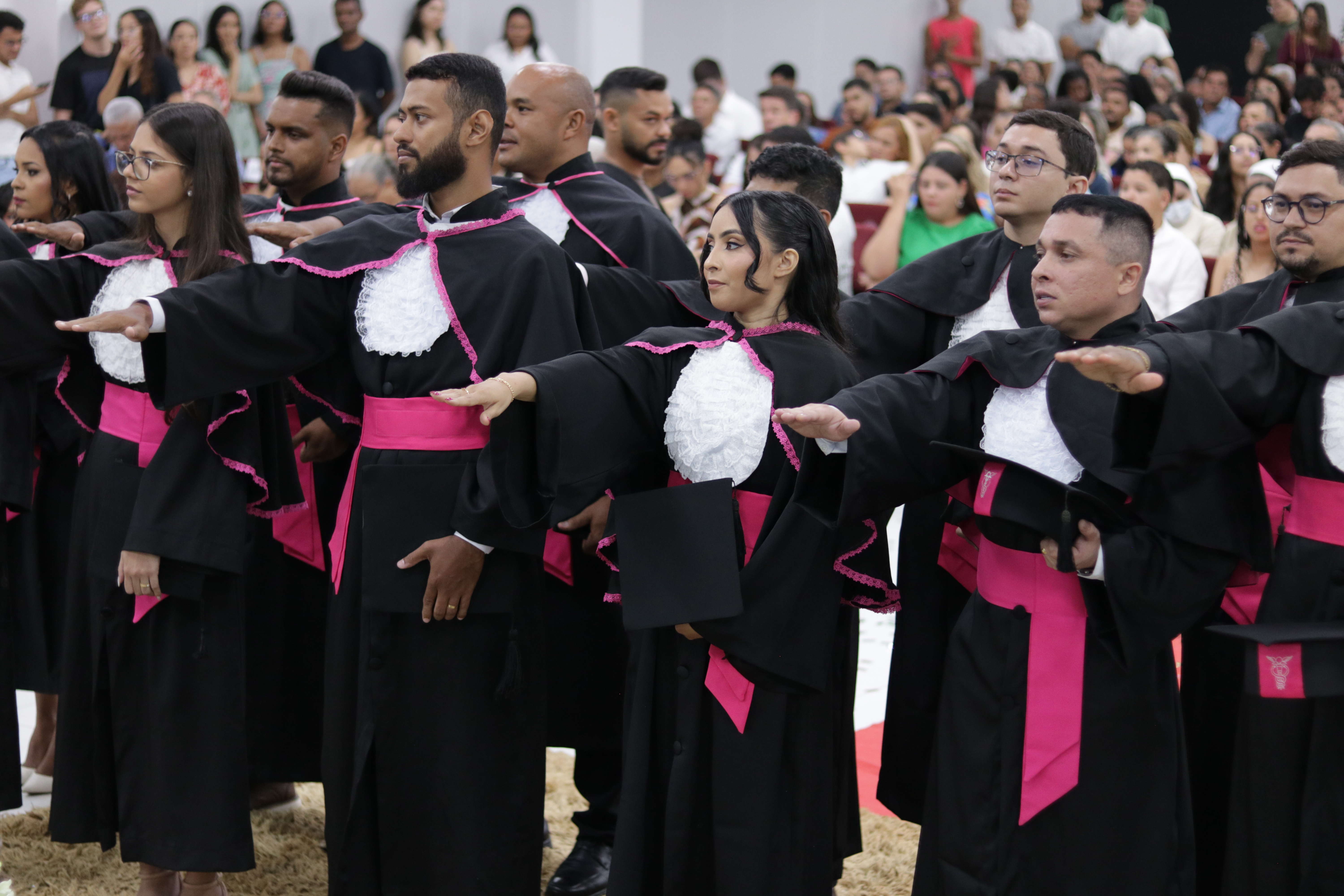 UFMA Imperatriz concede grau a 117 formandos do primeiro semestre de 2025