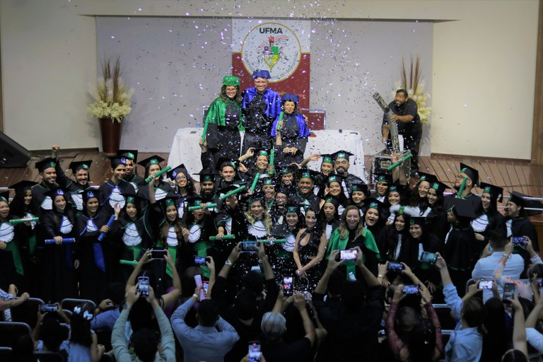 UFMA Imperatriz realiza colação de grau dos cursos de Enfermagem e Engenharia de Alimentos