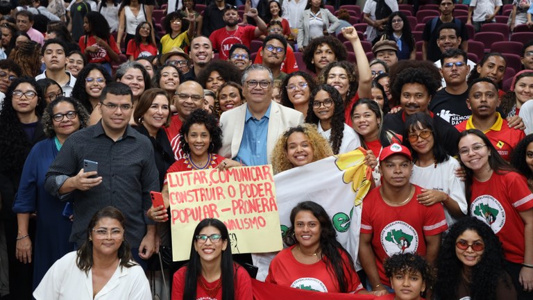 UFMA promove aula especial sobre democracia, algoritmos e direito à palavra com ministro Flávio Dino