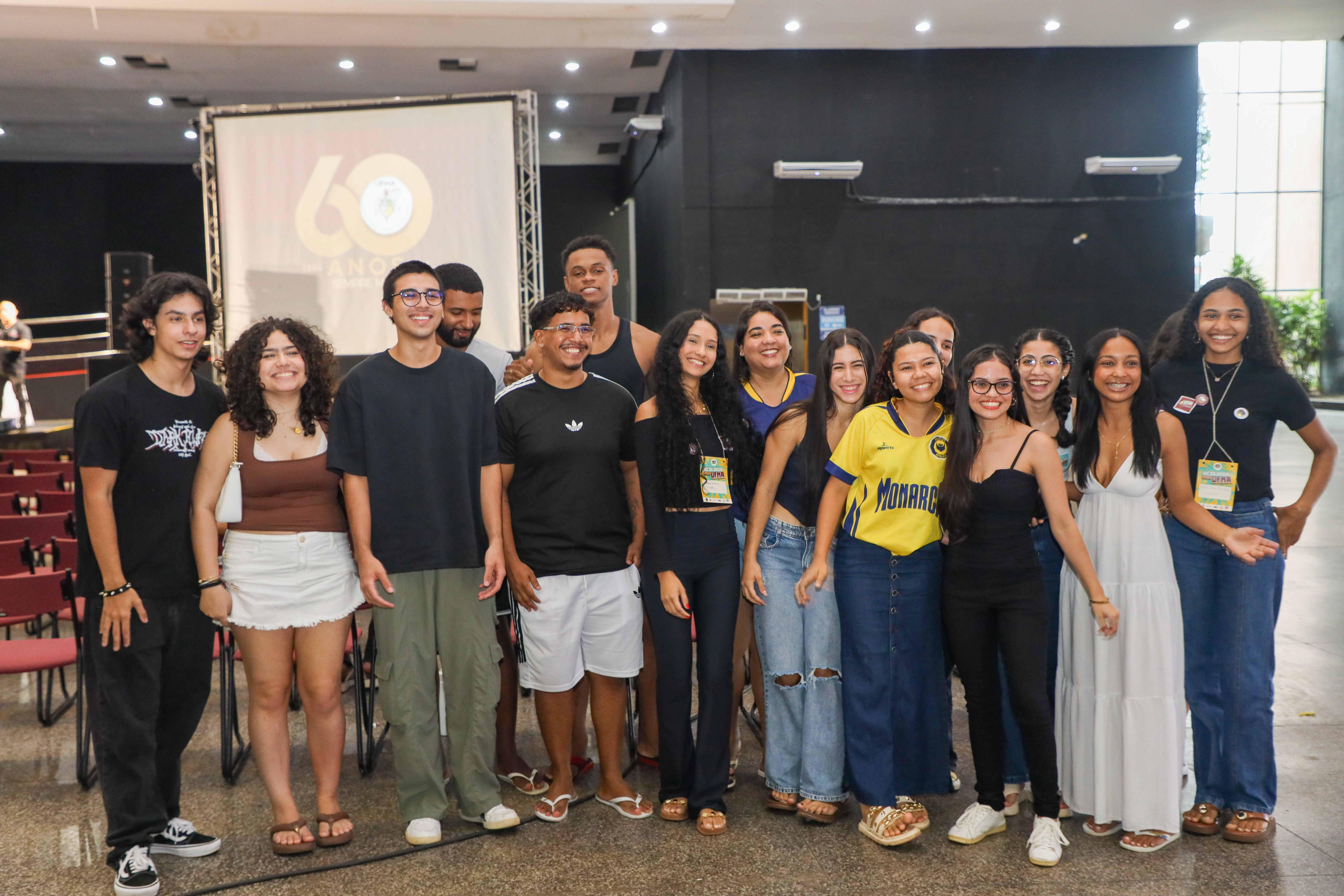 UFMA recebe novos discentes com serviços de saúde, cultura e solidariedade no Câmpus São Luís