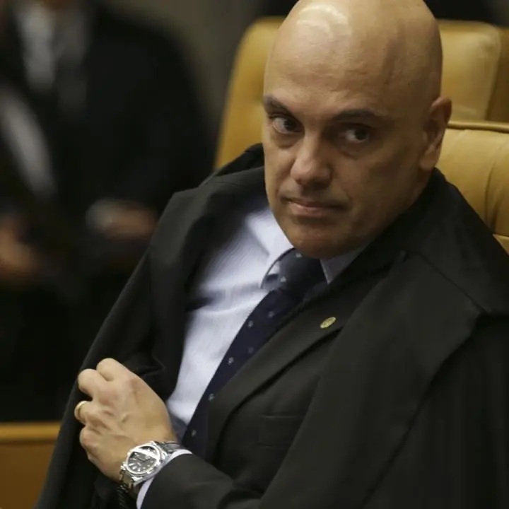 stf-da-48h-para-tribunais-explicarem-pagamentos-acima-do-limite-a-juiz1783359377-720x720-6ae2242d.jpg