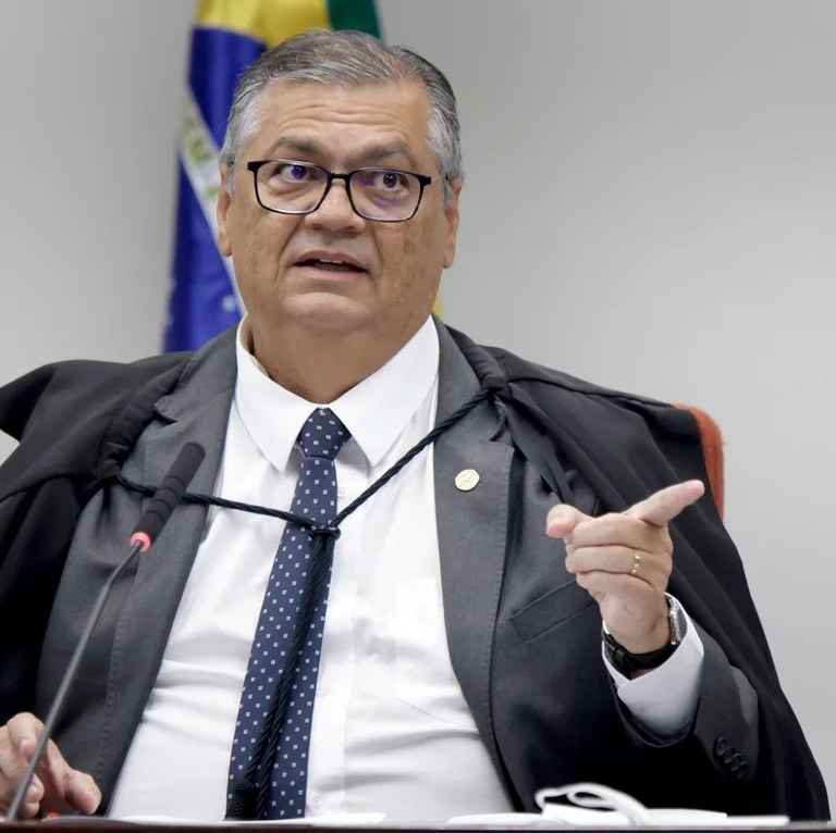 LUIS NOVAESPECIAL METRÓPOLES.jpg