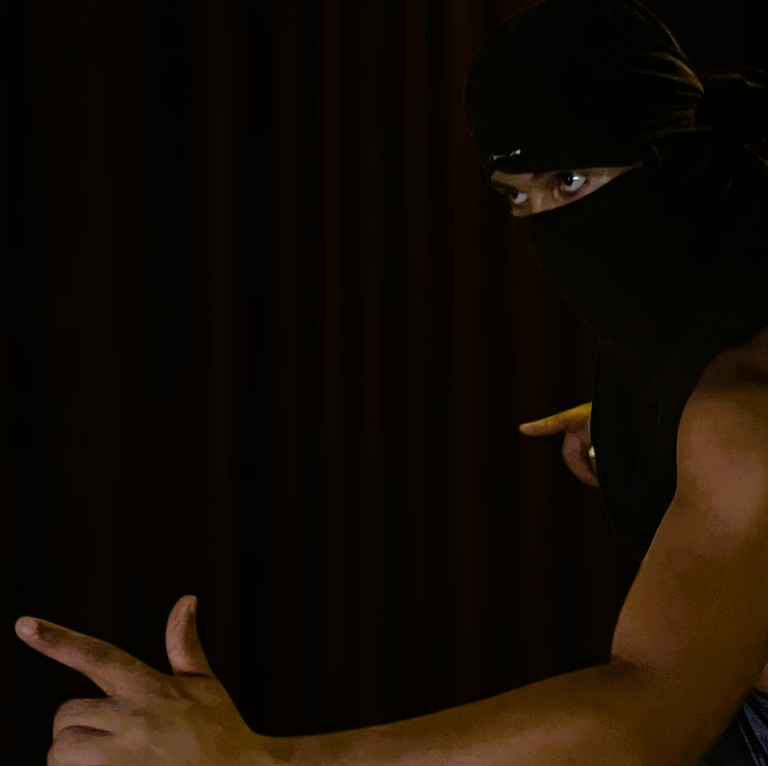 A performance “Tanga - O que pode um corpo preto dançando”, por Vinícius Viana - Divulgação.png