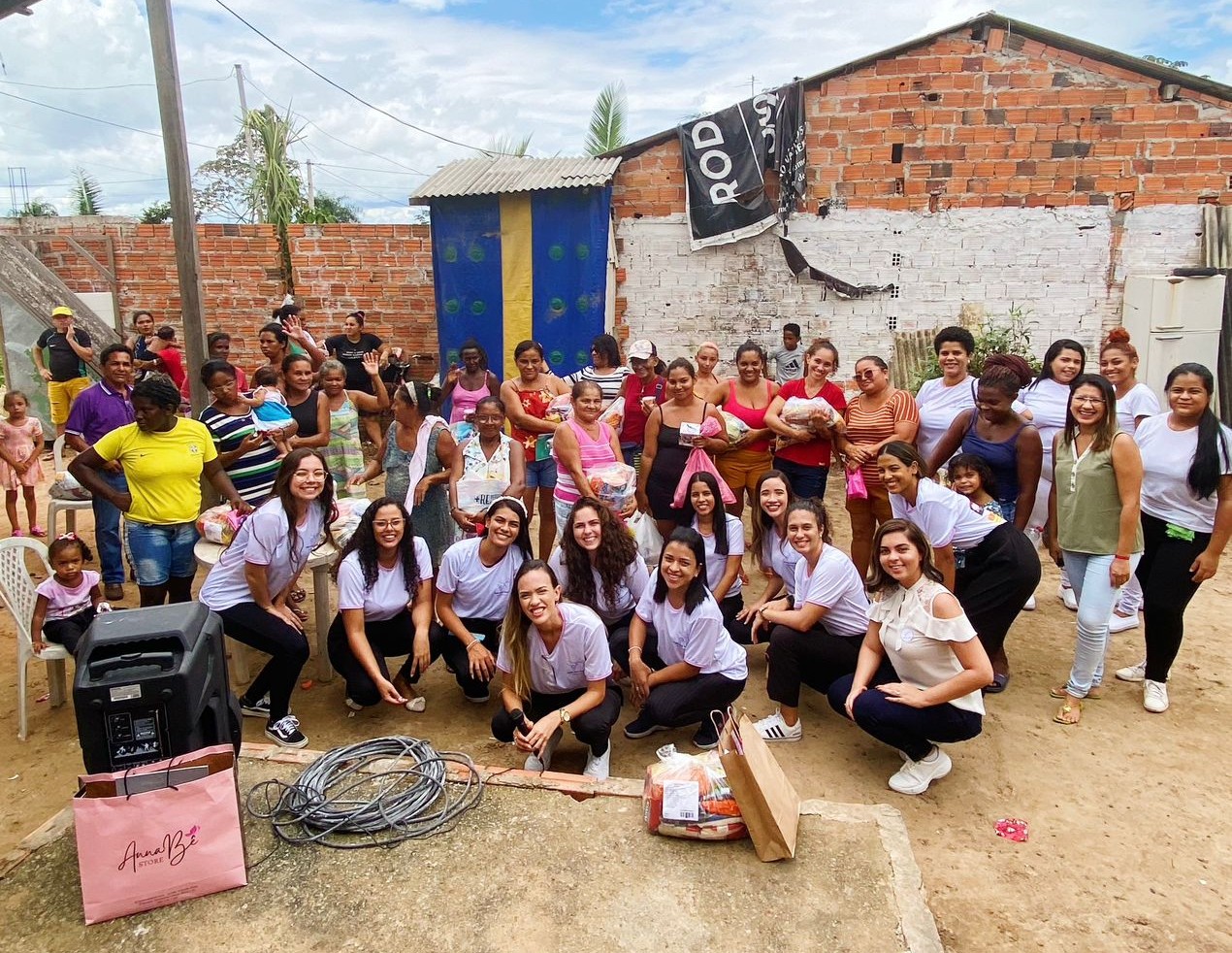 Ação das Amigas leva solidariedade e inclusão a quem mais precisa