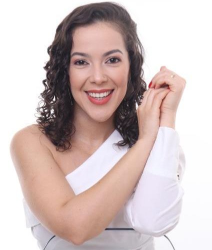 Consultora de imagem Renata Vasconcelos dá dicas de looks para a virada do ano