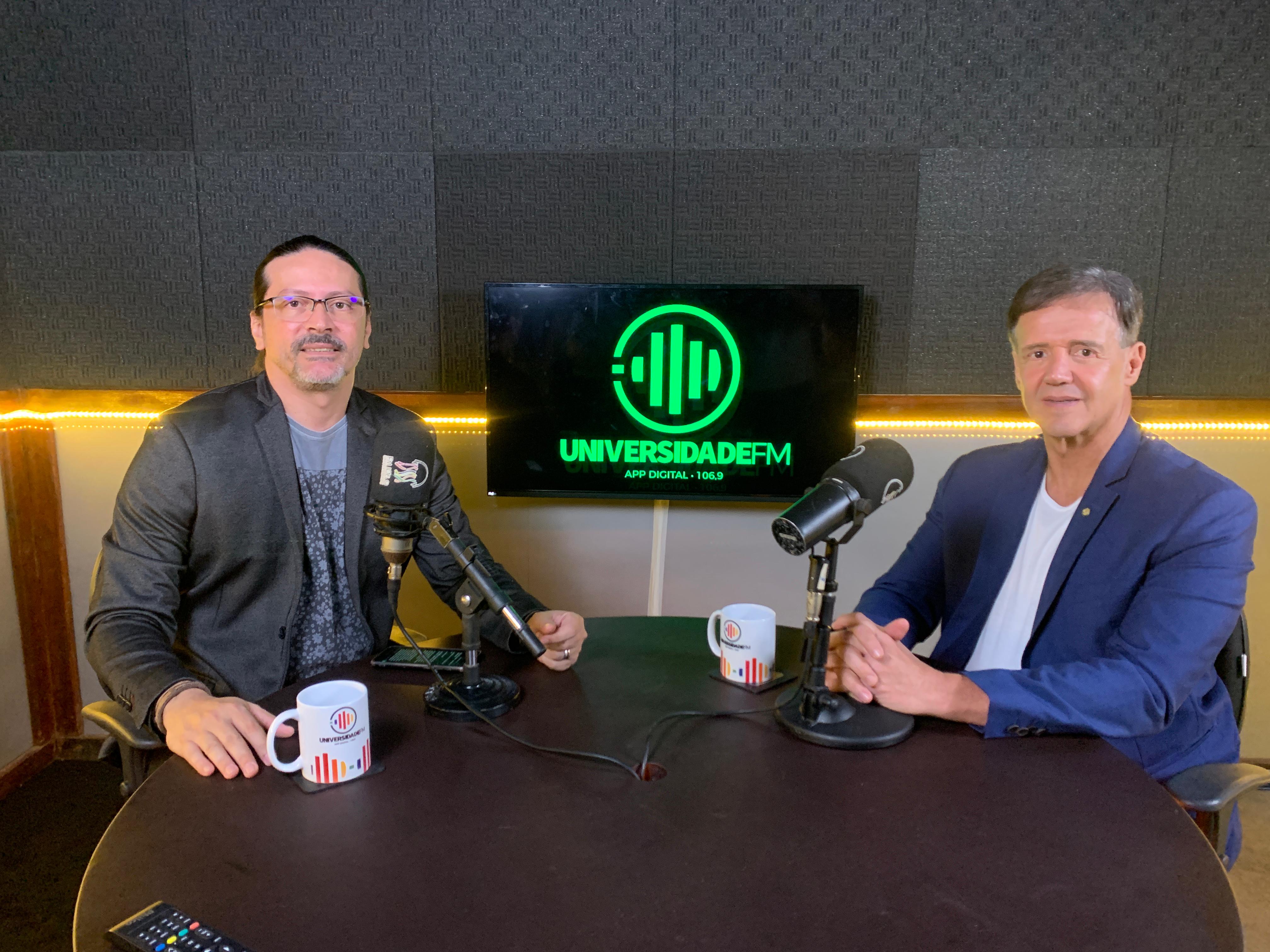 Deputado Aluísio Mendes falou abertamente sobre temas polêmicos com o jornalista Adalberto Júnior, no Rádio Opinião 