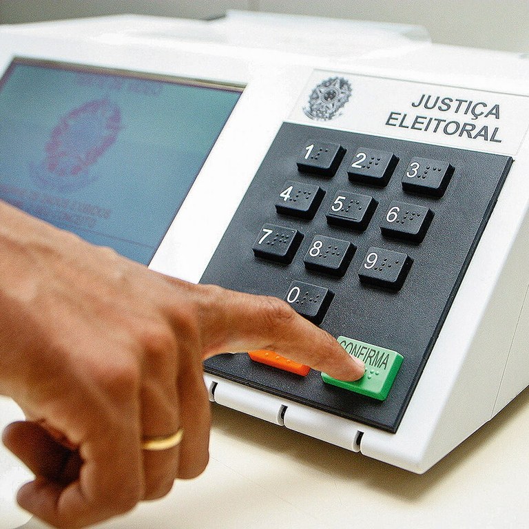 urna-2.jpg