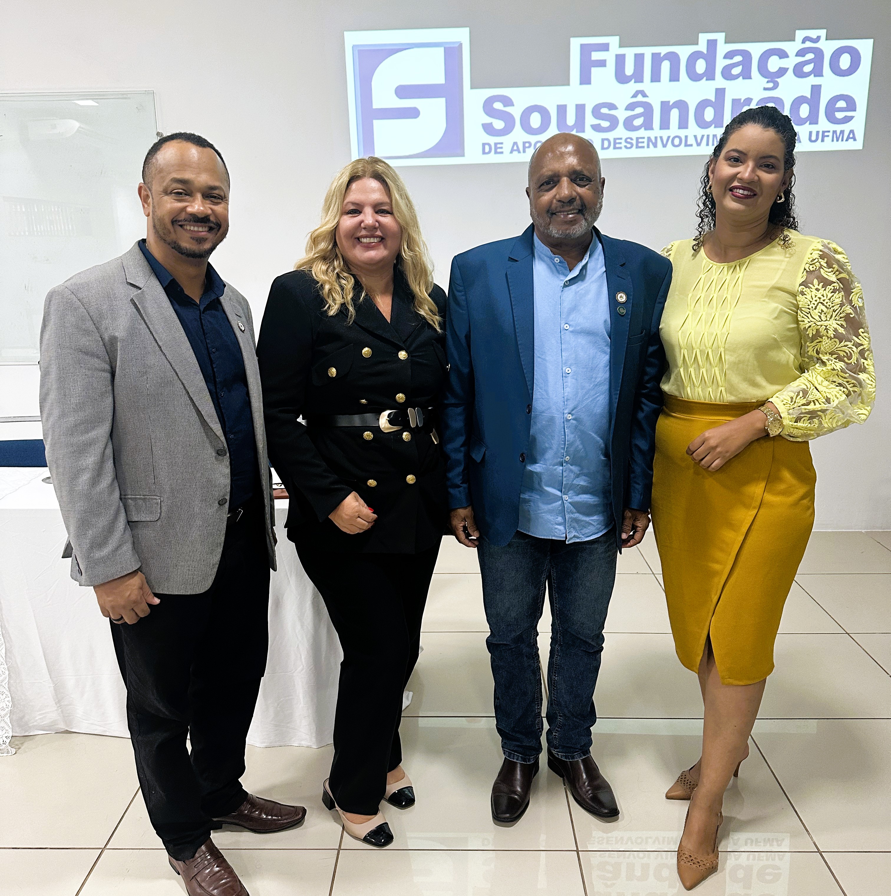 O professor, Júnior Chocolate; a palestrante, Patrícia Cáceres Gonçalves; o presidente da FSADU, Walter Nunes, e a advogada, Sânya Aquino