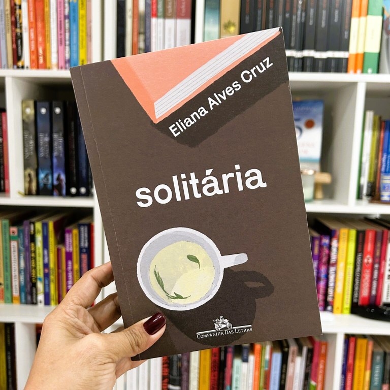 20230725100833-Livro-Solitaria-1536x1536.jpg