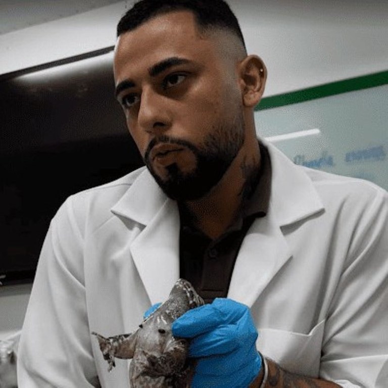 Júlio Fróes é Graduado na Licenciatura em Biologia do IFMA - arquivo pessoal - val.jpg