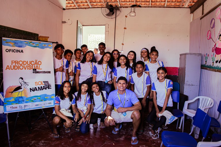 Projeto SOLta na Maré alia cinema itinerante, sustentabilidade e formação comunitária no litoral maranhense