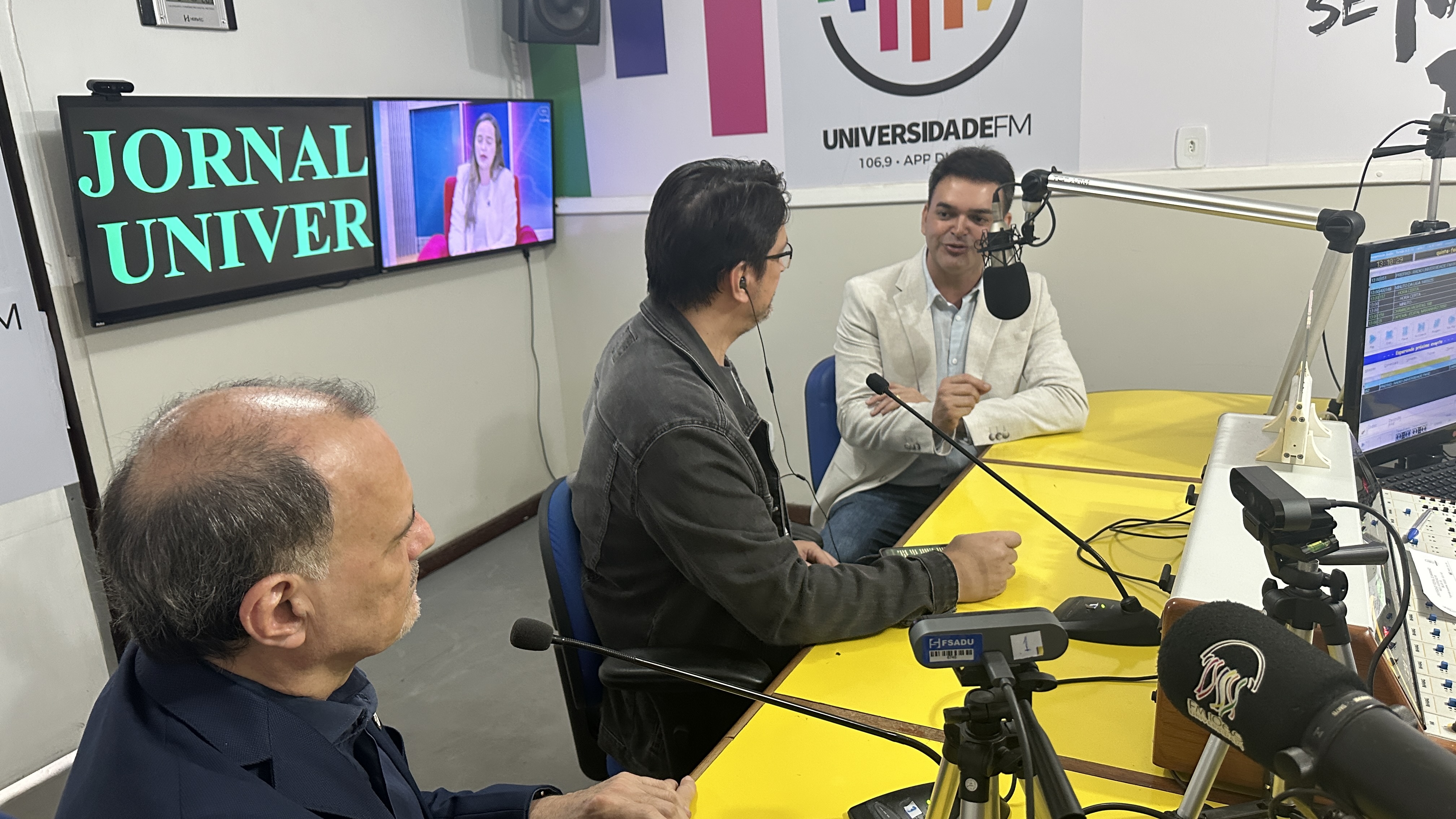 O reitor da UFMA, Fernando Carvalho também participou da entrevista