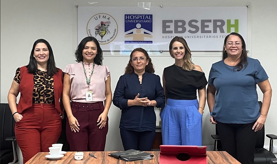 Alexsandra Jácome e Luciana Machado (Ascom/HU), Joyce Lages, Josie Bastos e Leila Ferreira (marketing cultural/106) / Fotos: Kariny Santiago Alexsandra Jácome e Luciana Machado (Ascom/HU), Joyce Lages, Josie Bastos e Leila Ferreira (marketing cultural/106) / Fotos: Kariny Santiago